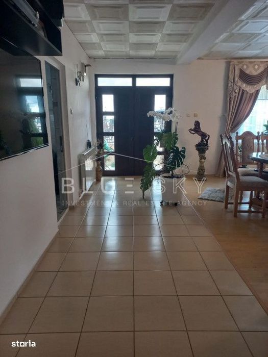 Refugiul perfect la malul marii-Vila camere 8 camere si foisor , Efori