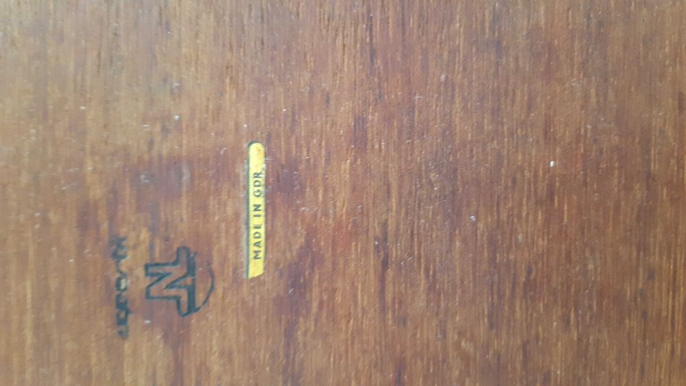 Комплект стъклени купички за ядки с дървена табла