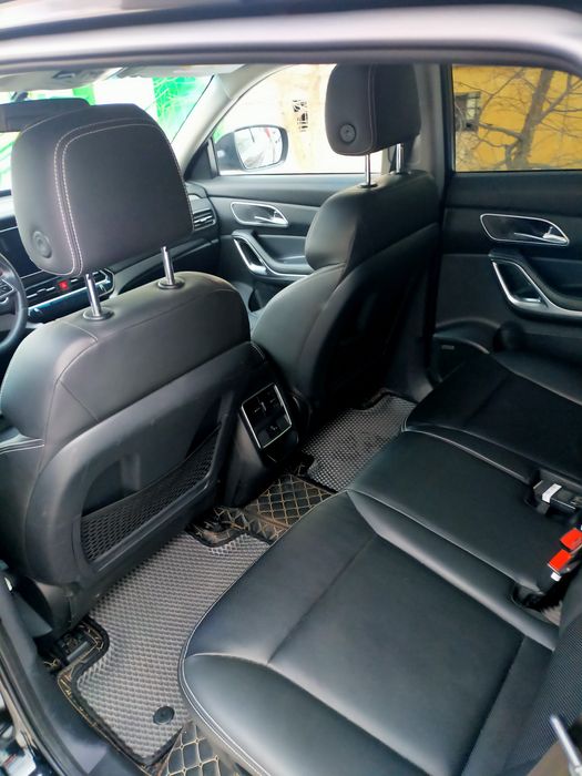 Продам кроссовер JAC S7