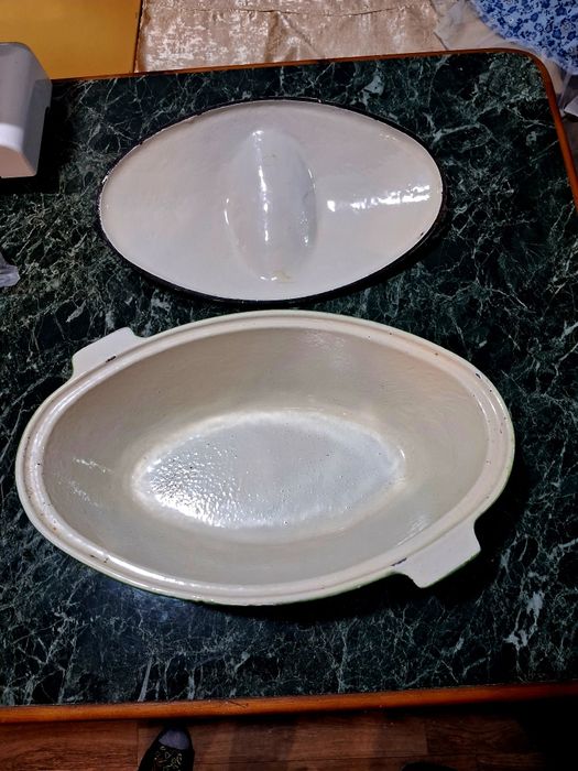 Чугунная утятница