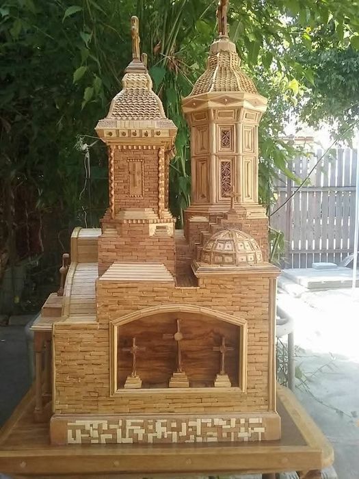 Biserica in miniatura