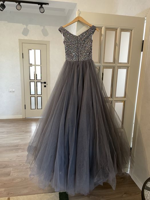 Платье Sherri Hill