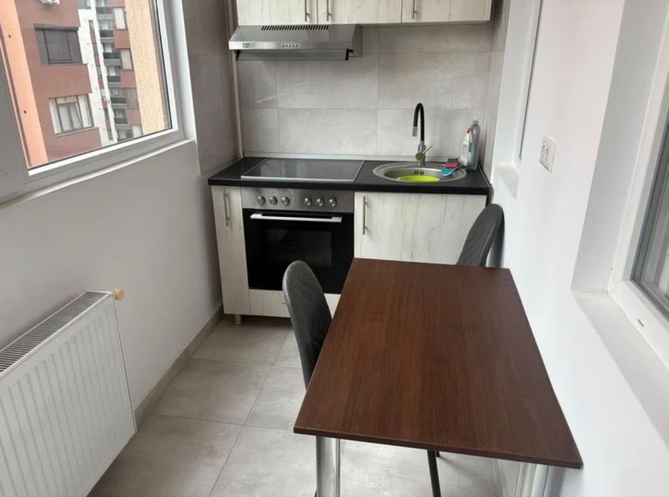 Vând apartament 2 Camere - Militari Residence