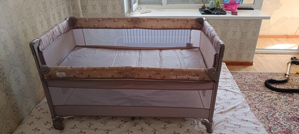 Срочно продаётся детский манеж