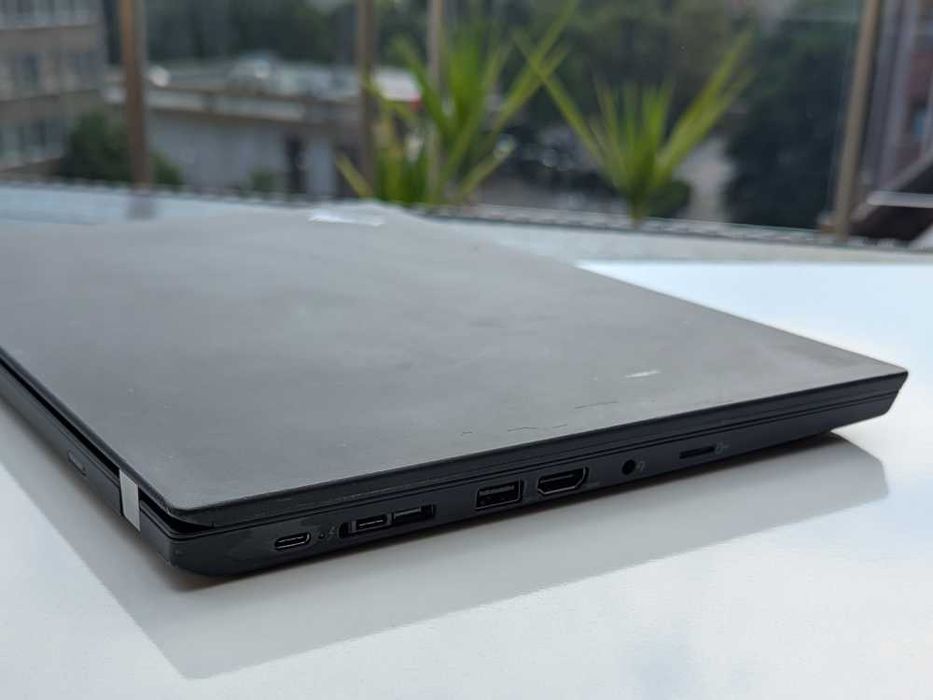 Лаптоп Lenovo ThinkPad P14s Gen2 i7-1165G7 2.8Ghz 48GB RAM 512GB SSD 14" Nvidia T500 eSIM