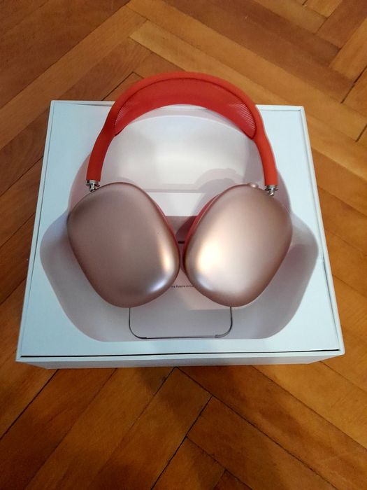 Apple AirPods Max Roșii