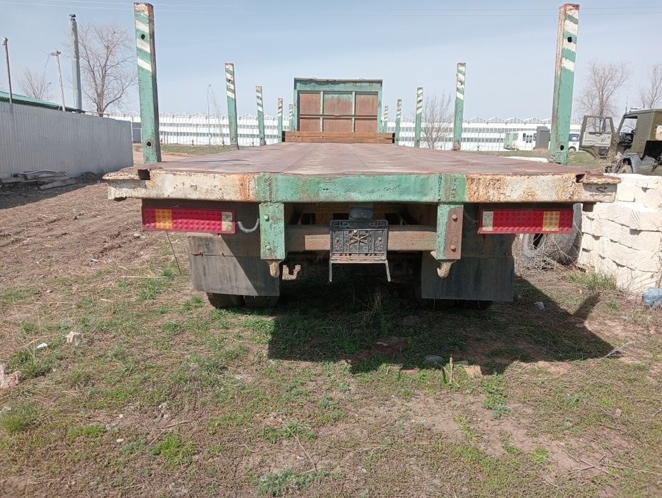 Полу прицеп маз качалка 1993г