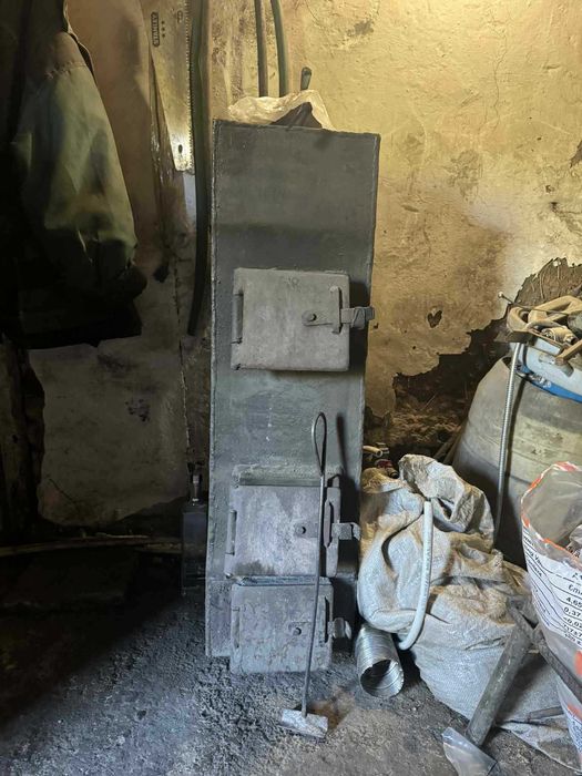 Продавам котел на дърва и въглища