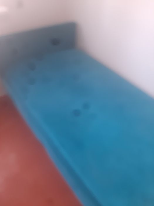 Продам кровать и диван