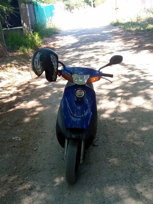 Продам мопед Сузуки летс2