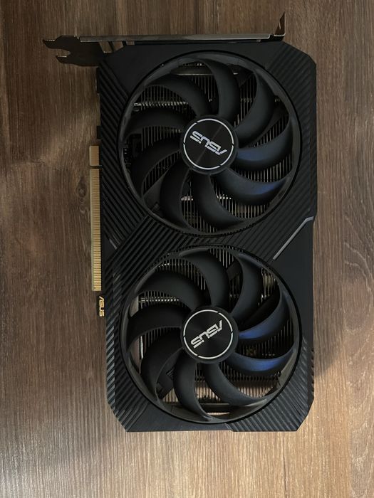 Продам видеокарту ASUS RTX 3050 OC