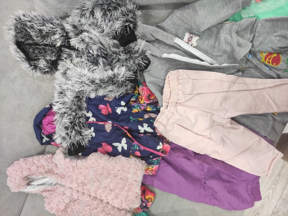 Продам одежду на девочку