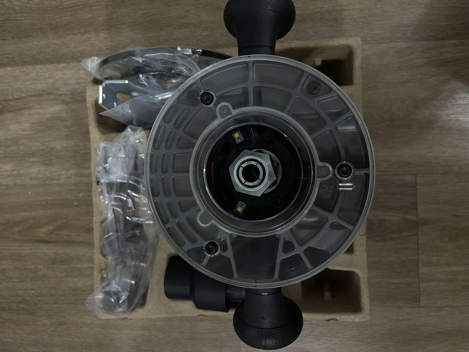 Фрезер кромочный Milwaukee