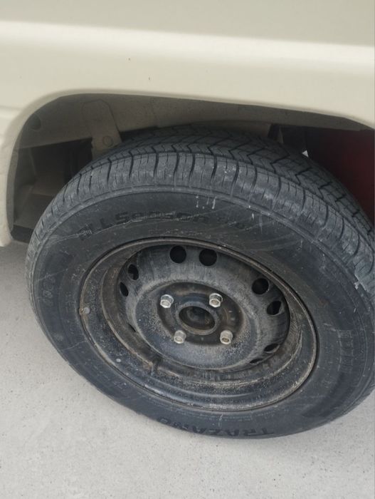 4 ta 13 razmirli balon damaslarga