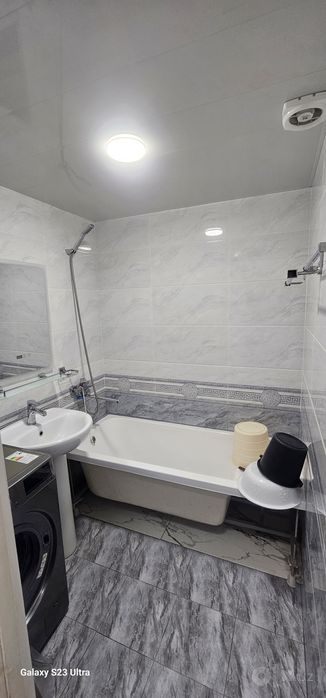 Yashnabod tumani Qo'yliq panelniy kvartira 115 kv 2 -etaj 4 xona yangi
