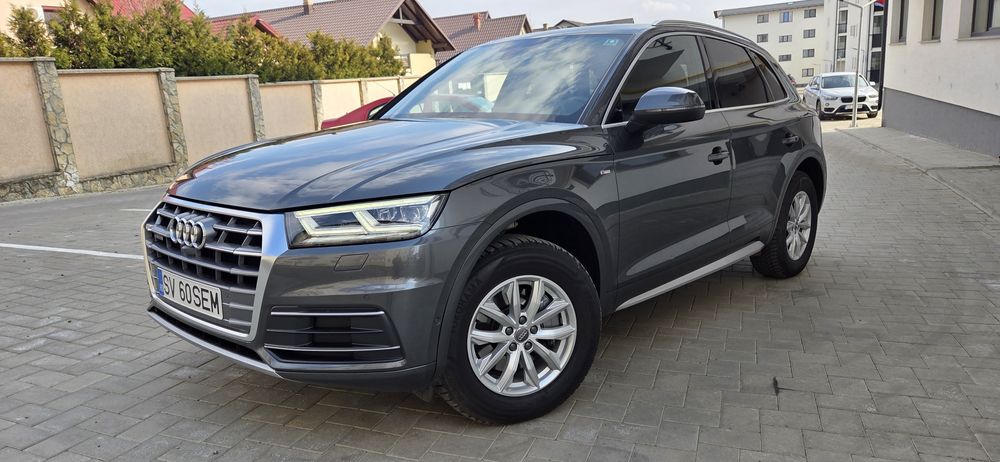 Vând Audi Q5 S line 2.0 TDI Matrix, climă 3 zone, Webasto 

Vând Aud