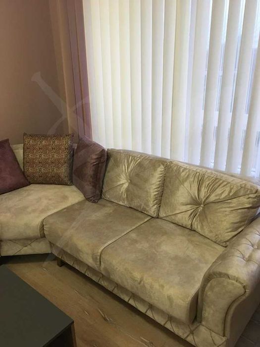 Дава се под наем Тристаен апартамент в Пловдив, Христо Смирненски - 105 кв.м за 648.21 € - Снимка #1