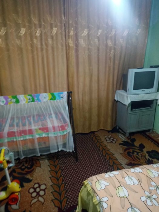 2 хонали квартира сотилади Бешарик фаезиобод 142дом