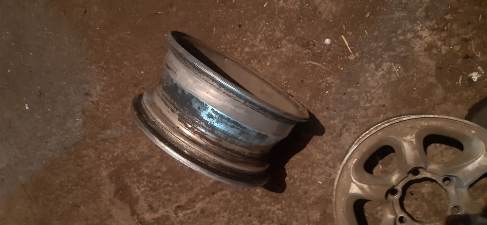 Продам диски джип.