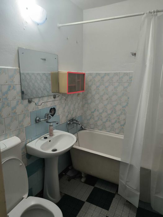 Inchiriez apartament zona garii