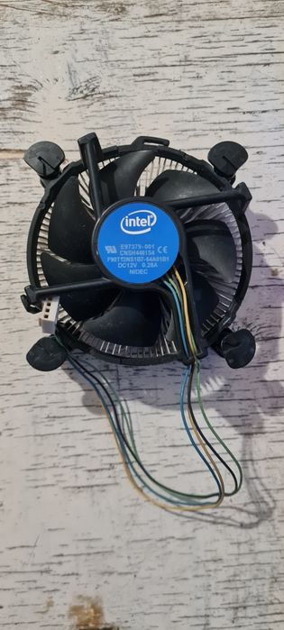 Продаю процессор Intel Core i5-4460 + куллер + воздуховод