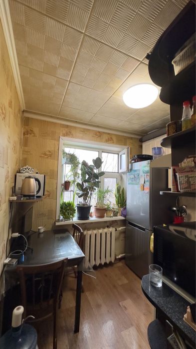 Продается 2 х комнатная квартира