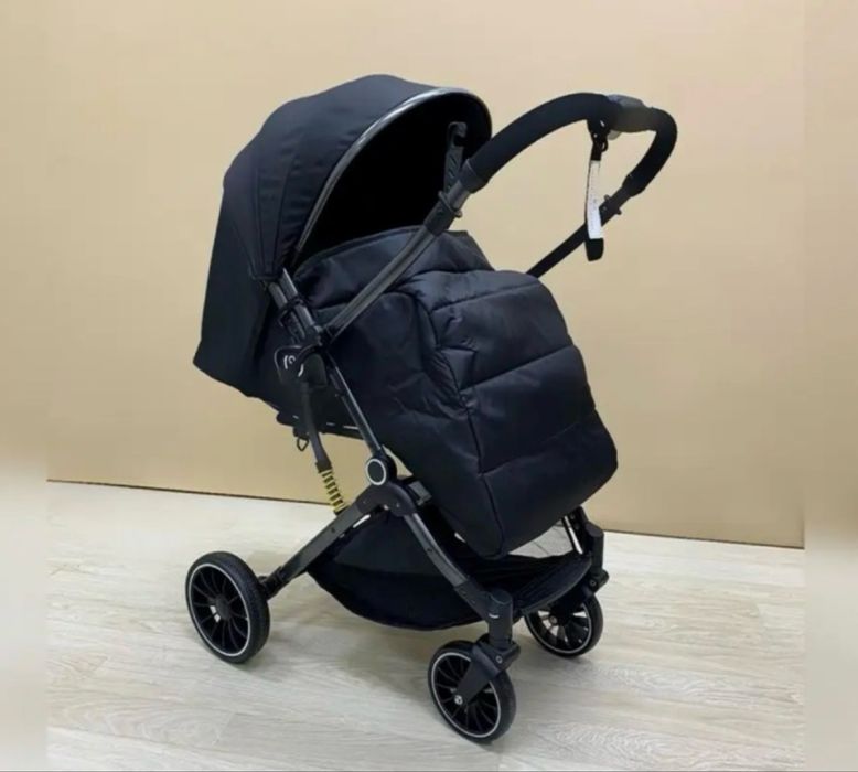 Детская коляска новая