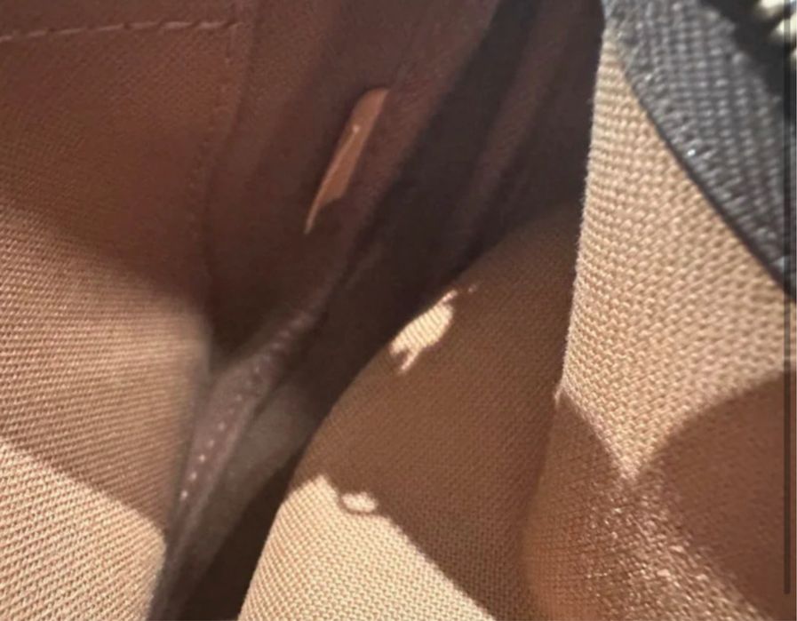 Geanta Louis Vuitton