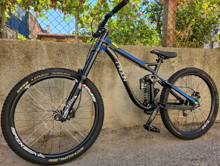 Radon 27.5 M Downhill swoop 200 Boxxer Rockshox,  Rockshox Kage RC  шок 1х10 Zee Алуминиев Даунхил велосипед