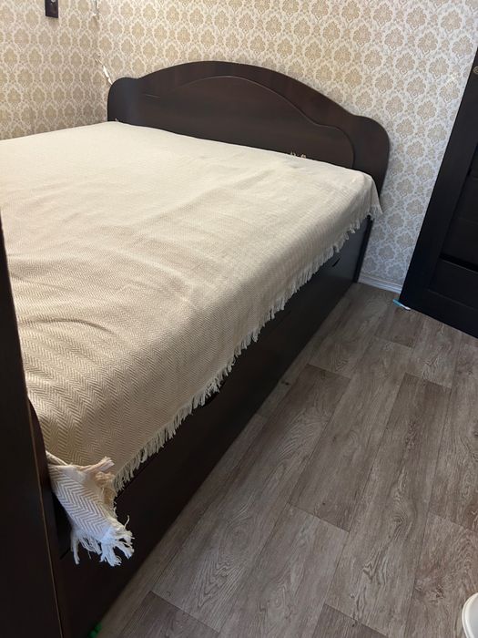 Кровать двуспальная 155*200