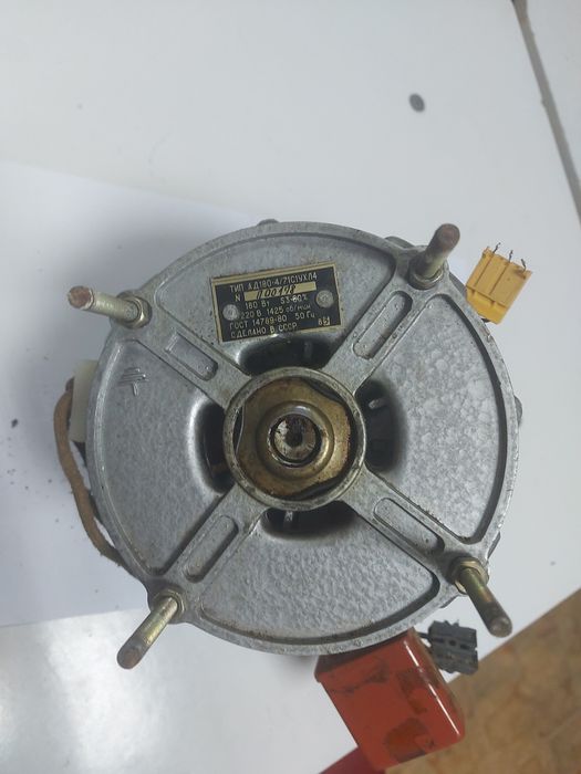 Електромотор 180 вата