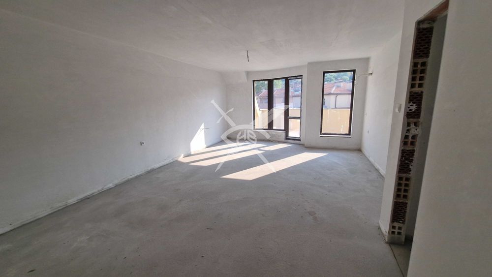 Продава се Тристаен апартамент в Асеновград - 115 кв.м за 870 €/кв.м - Снимка #1