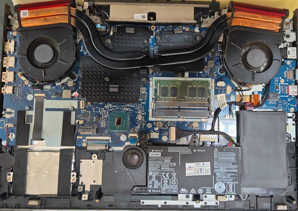 Laptop Lenovo Legion Y720-15IKB