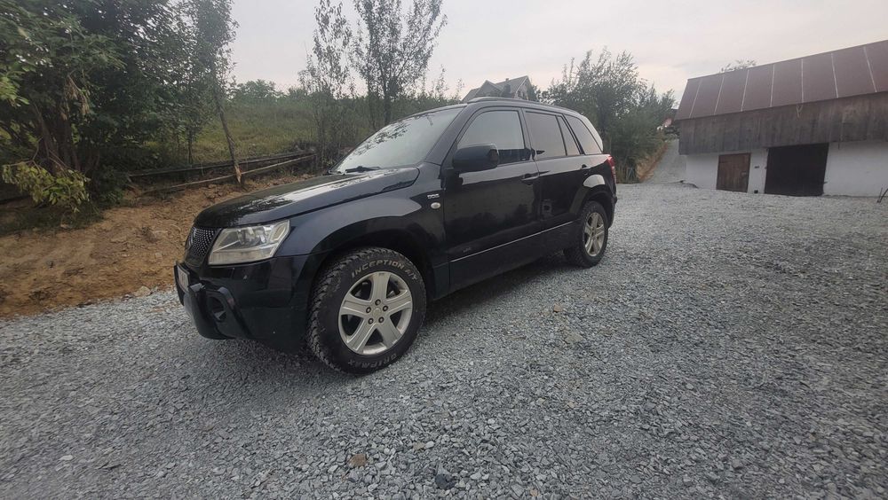 Vând Suzuki Grand Vitara