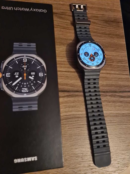 Samsung Galaxy Watch ULTRA impecabil