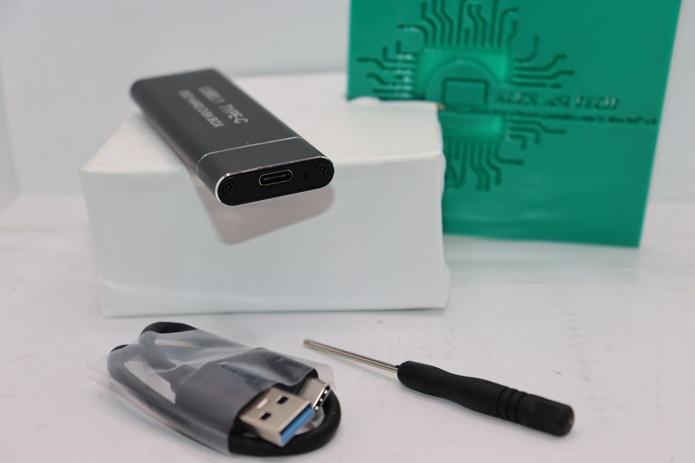 Carcasa Rack Extern NVME + m.2 SATA USB-C 3.1 Nou