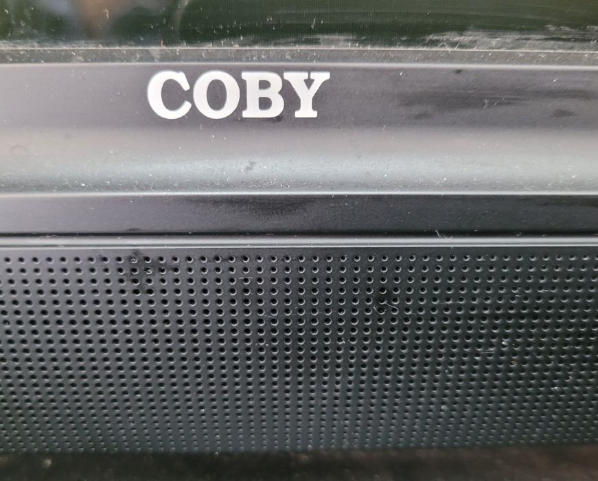 Малък телевизор със  СД.