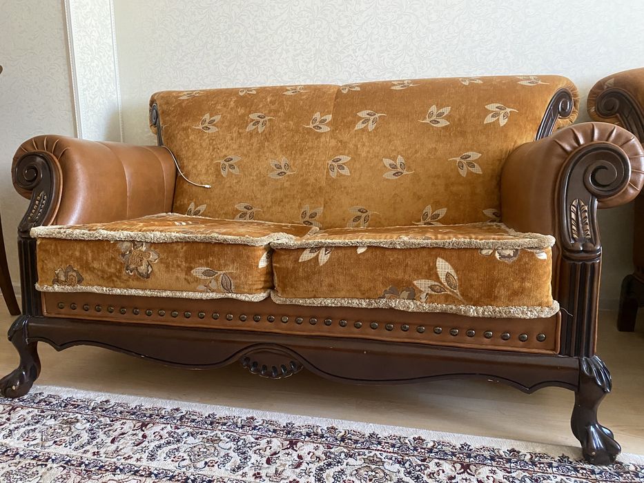 Диван в комплекте Bellona