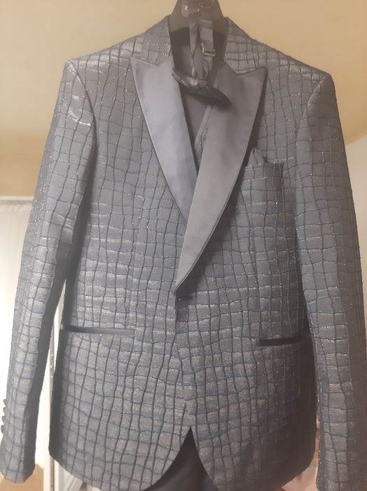 Vand costum elegant Baggi.