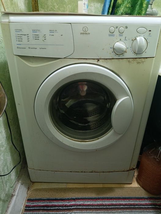 Стиральная машинка индезит