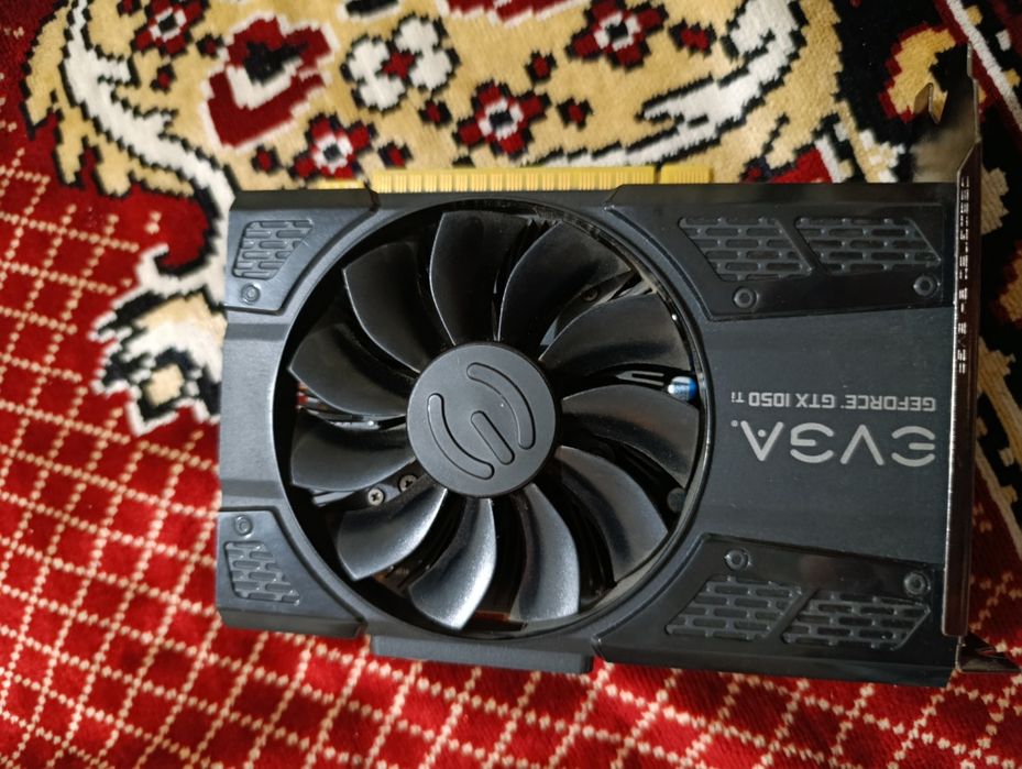 Продам Evga 1050ti