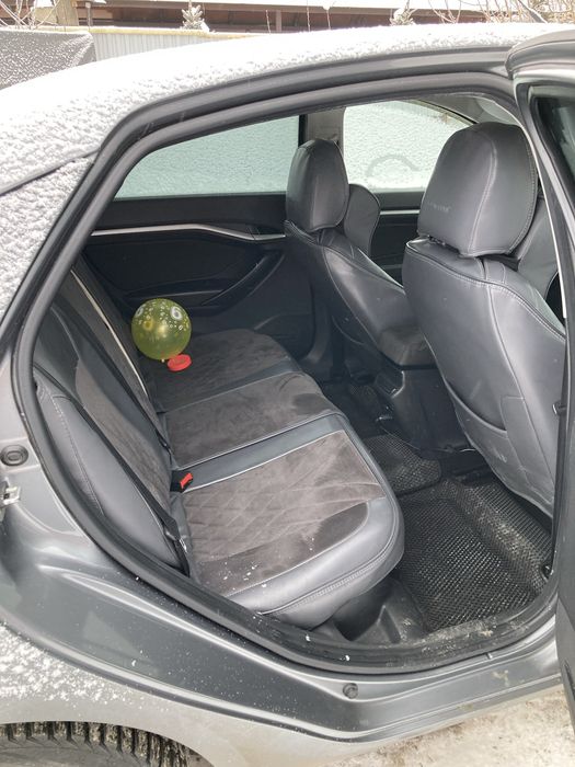 Продам срочно Лада веста 1.6