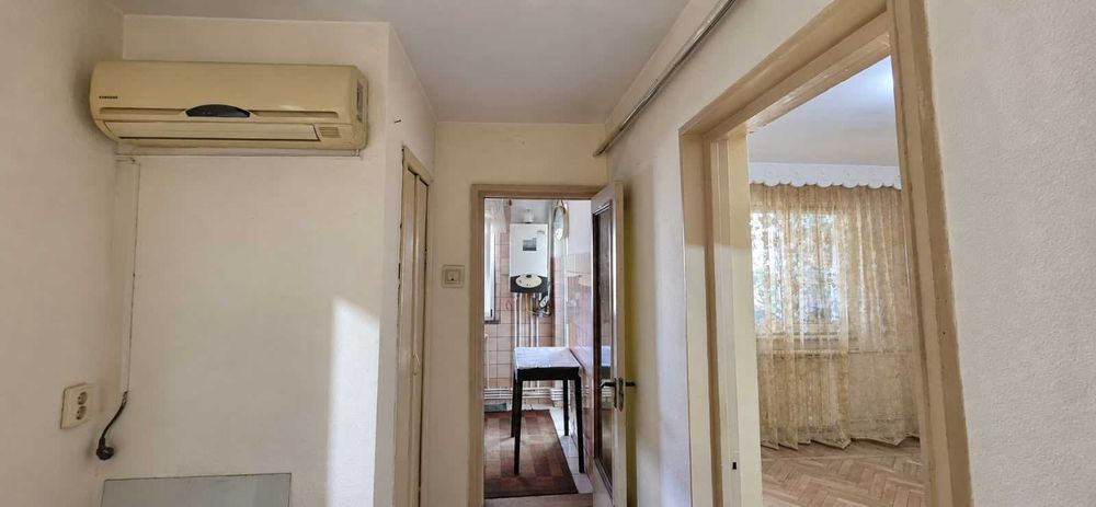 Apartament 3 camere, 55 mp, etaj 3 – Micro 40, Galați – 60.000 € negociabil