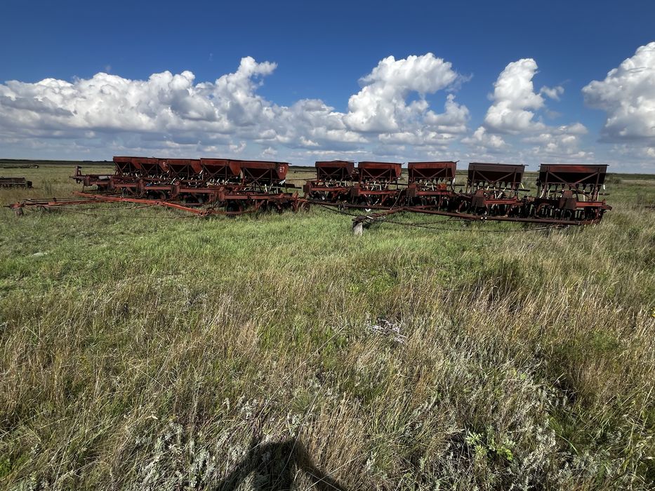 Продам сеялки омички