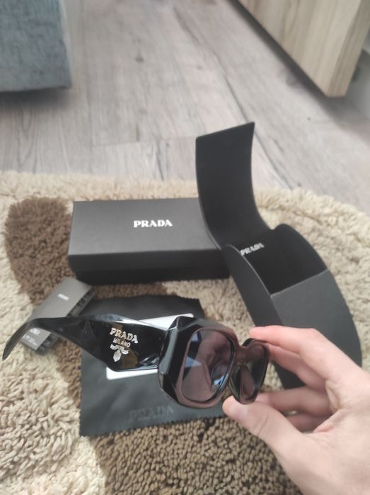 Ochelari de soare Prada