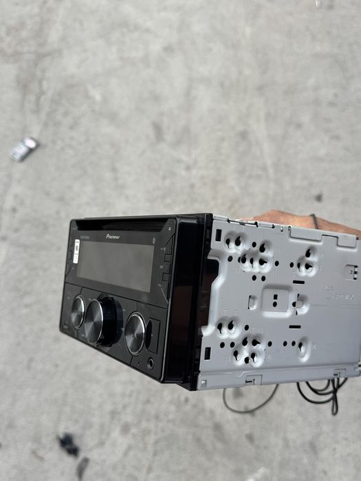 Pioneer 725 BT sotiladi