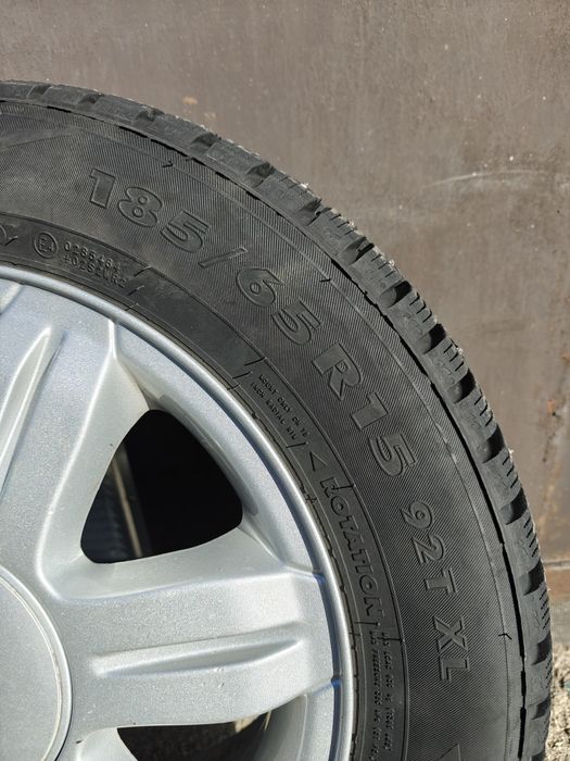 Продам комплект дисков с резиной.