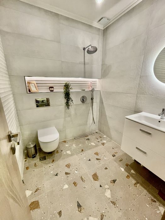 Дава се под наем Двустаен апартамент в Варна, Гранд Мол Варна - 60 кв.м за 800 € - Снимка #4