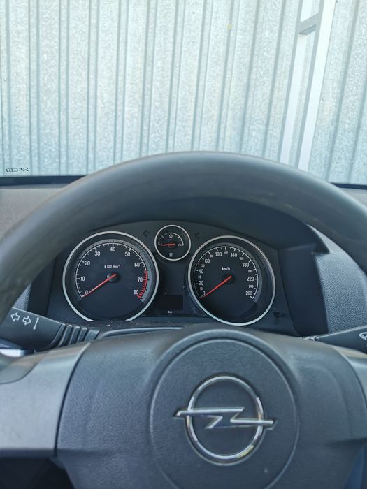 Opel astra h 1.4 16v