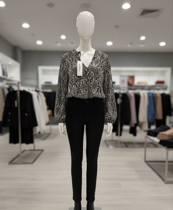 Нова дамска блуза MORGAN с ефектен принт – Размер S